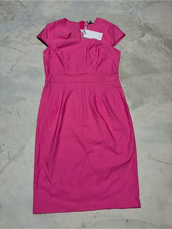 Grace Karin Dresses & Skirts - Grace Karin NWT pink Cap-Sleeve Sheath Dress medium